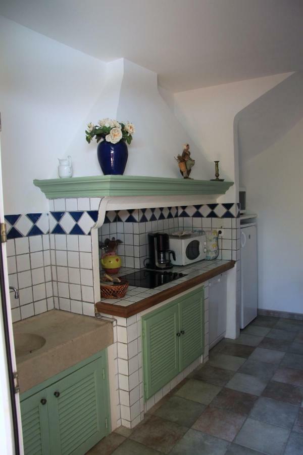 Appartement Avec Patio Et Garage Centre Ville Et Plage Sanary-sur-Mer Luaran gambar